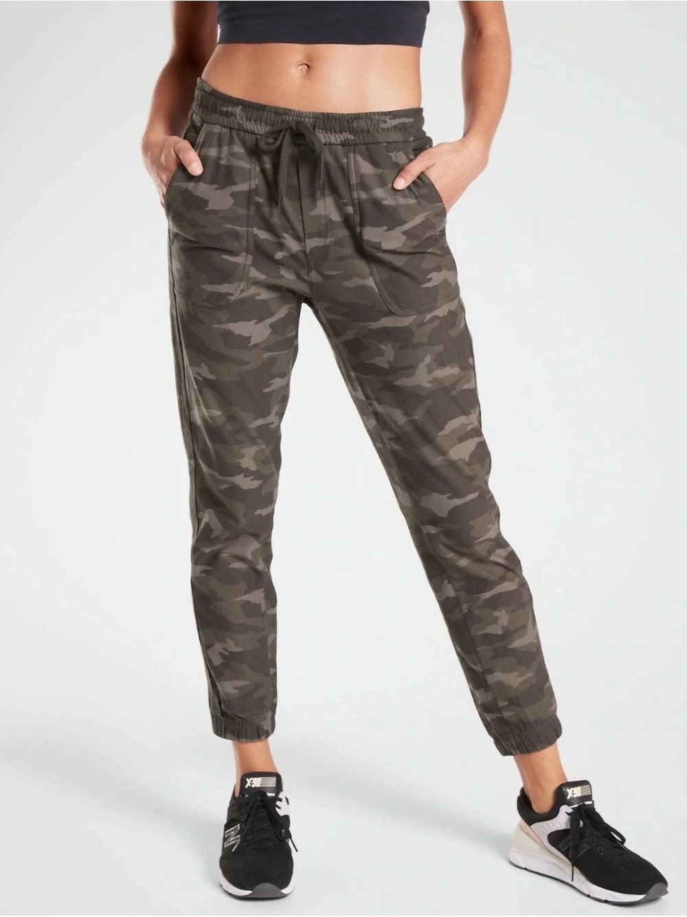 Athleta Farallon Camo Drawstring Jogger Pants Pockets Women’s Size Small 4